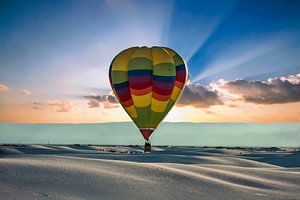 Heißluftballon über White Sands, New Mexico USA