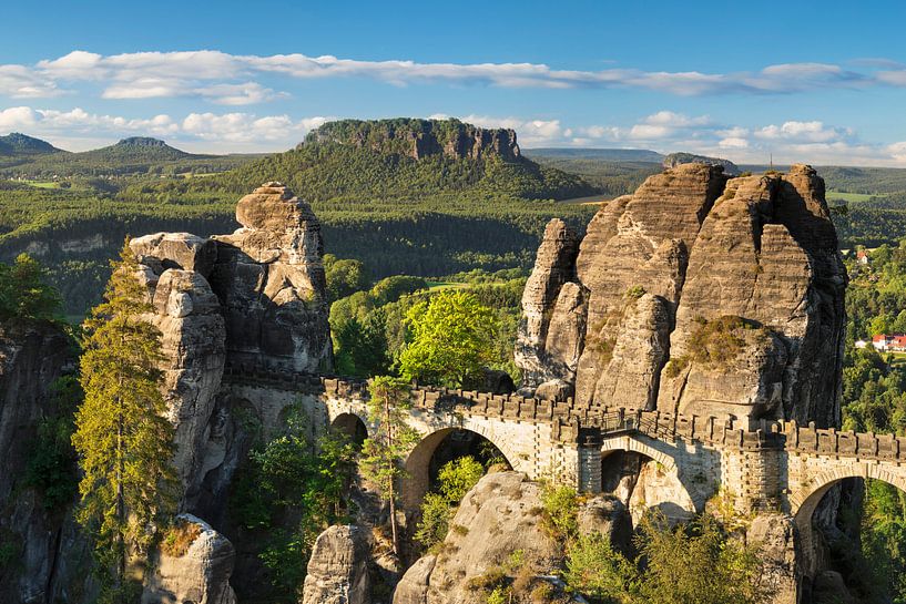 Bastei-brug, Elbezandsteengebergte, Saksen van Markus Lange