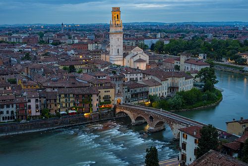 Poort naar onsterfelijkheid: Verona in de pracht van het laatste licht