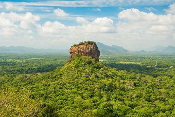 De magische Sigiriya Rock in Sri Lanka, Zuid-Azië van Art Shop West
