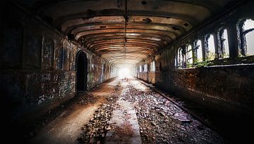 Tunnel met zonnestralen van Mustafa Kurnaz
