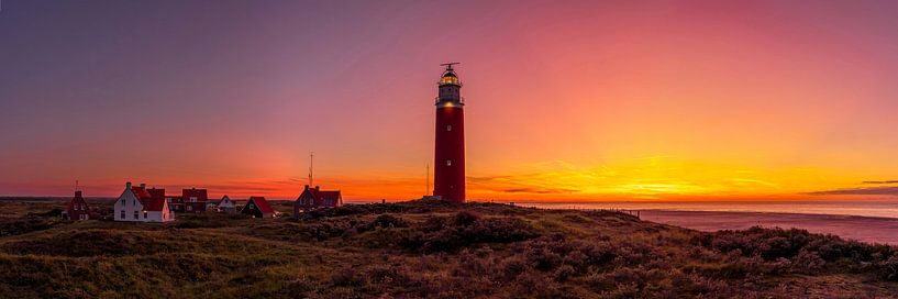 Texel vuurtoren Eierland on fire van Texel360Fotografie Richard Heerschap