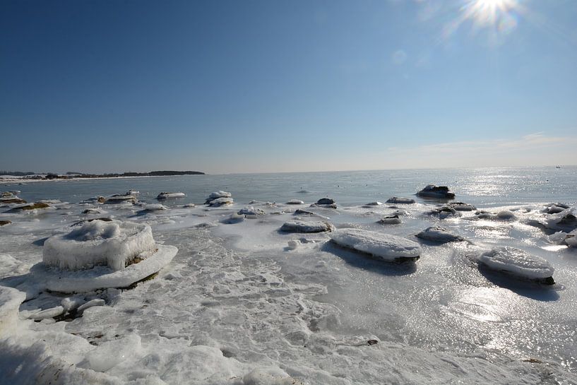 Eisschollen, Südstrand, Göhren, zugefrorene Ostsee von GH Foto & Artdesign