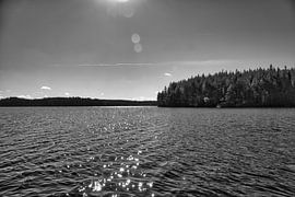 Zonsopgang boven een meer in Zweden, bij zonsopgang van Martin Köbsch