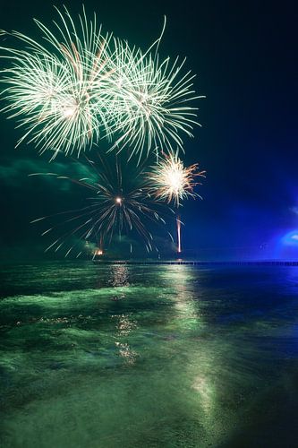 Vuurwerk op het strand van Zingst