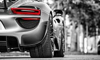 Porsche 918 Spyder zwart/wit en een beetje rood