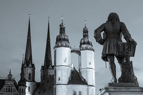 Market square in Halle an der Saale by night - monochrome by Werner Dieterich