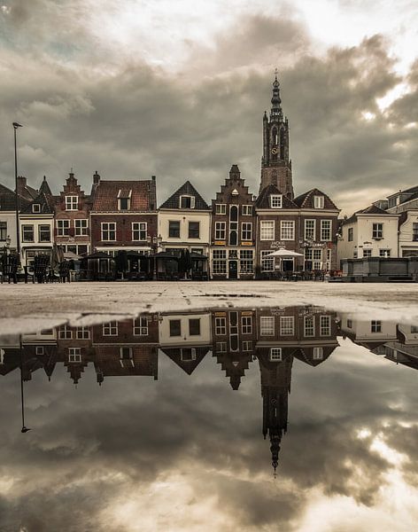 Amersfoort, le Hof (vu depuis une flaque d'eau de pluie) par Marlous en Stefan P.