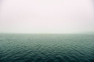 Misty Lake van Lima Fotografie