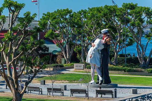Downtown San Diego, USA. Famous kiss.