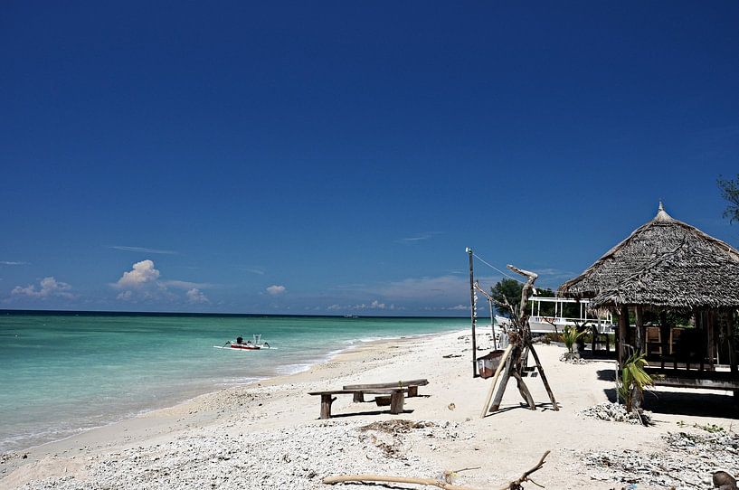 Secluded beach on the island of Gili Air by Frank Photos