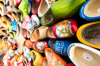 Bunte Holzschuhe aus Zaanse Schans