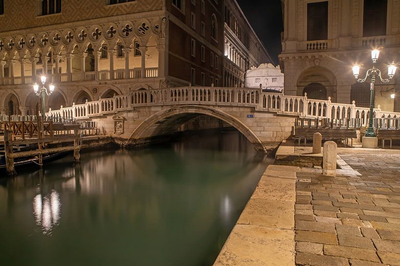 Venice - Ponte della Paglia and Bridge of Sighs by night by t.ART