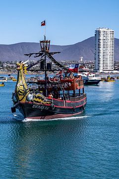 Pirate ship by Thomas Riess