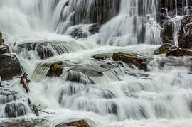 chute d'eau, gros plan sur Jan Roos