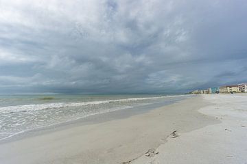 Verenigde Staten, Florida, Fantastisch madeira strand bij tampa zonder mensen van adventure-photos