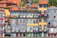 Kleurrijke gevels in Porto