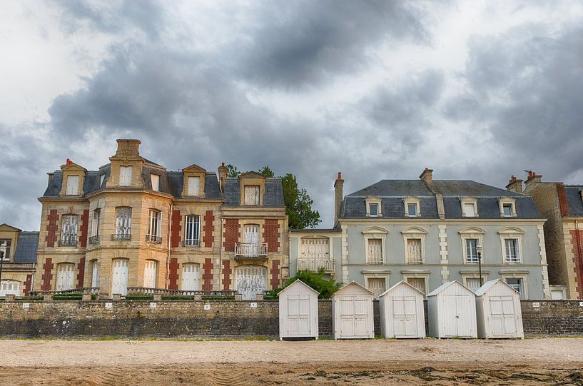 Strandhuizen in Frankrijk van Mark Bolijn