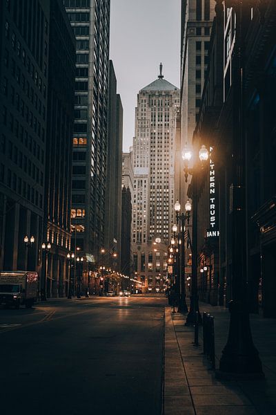Chicago by Hello Pompoyo