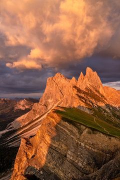 Die Geislerspitzen im Abendlicht