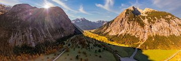 Goldener Herbst im Karwendel - hier am "Großen Ahornboden" von Einhorn Fotografie