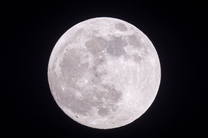 Full moon shining bright in dark night by wunderbare Erde
