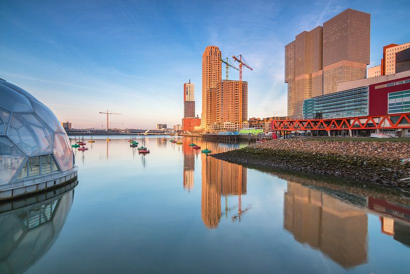 Rijnhaven reflecties van Ilya Korzelius