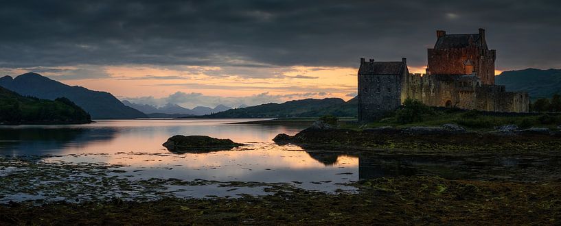 Eilean Donan Castle van Wojciech Kruczynski