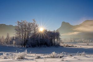 Morgennebel und Sonne unterm Kofel in Oberammergau