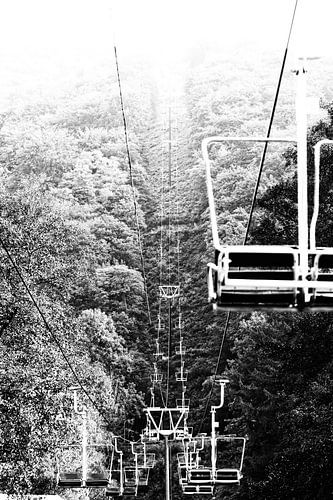 Vers le haut (en noir et blanc)