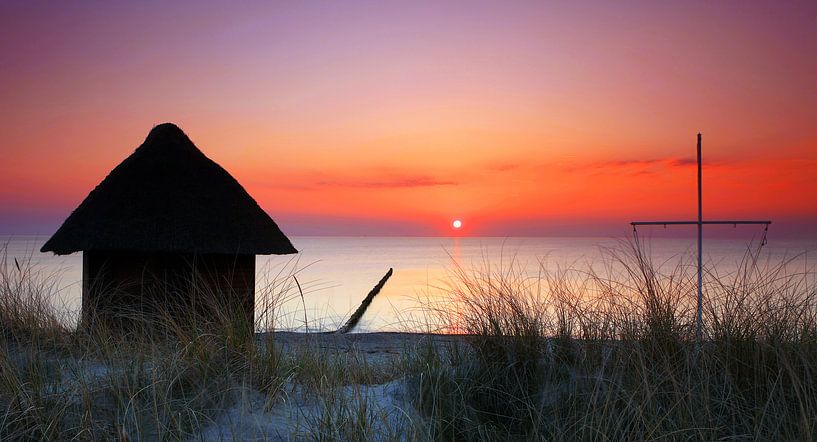 Hütte am Strand von Frank Herrmann