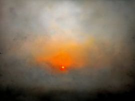 Verborgen Zon in de Mist