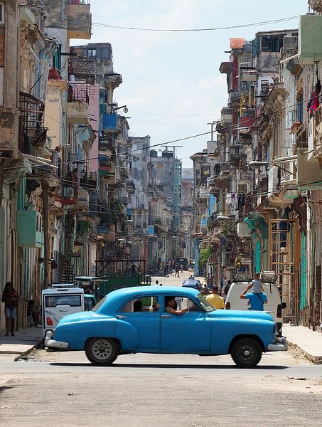 Straßenszene Barrio Centro Havanna Kuba von Ryan FKJ