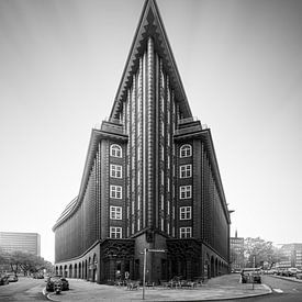 Chilehaus Hamburg (b/w) by Florian Schmidt