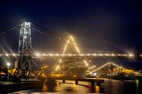 Kaiser Wilhelm-brug in Wilhelmshaven van Rolf Pötsch