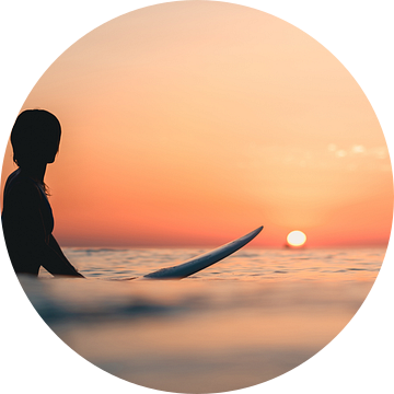 Surfen Domburg zonsondergang van Andy Troy
