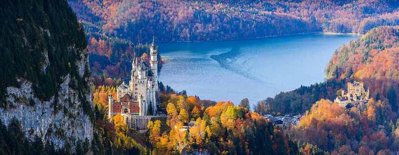 Herfst bij het kasteel Neuschwanstein van Henk Meijer Photography