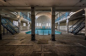 Es gibt nur dich und den Pool