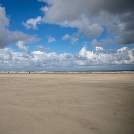 Breiter Strand Ameland von Ilse de Deugd