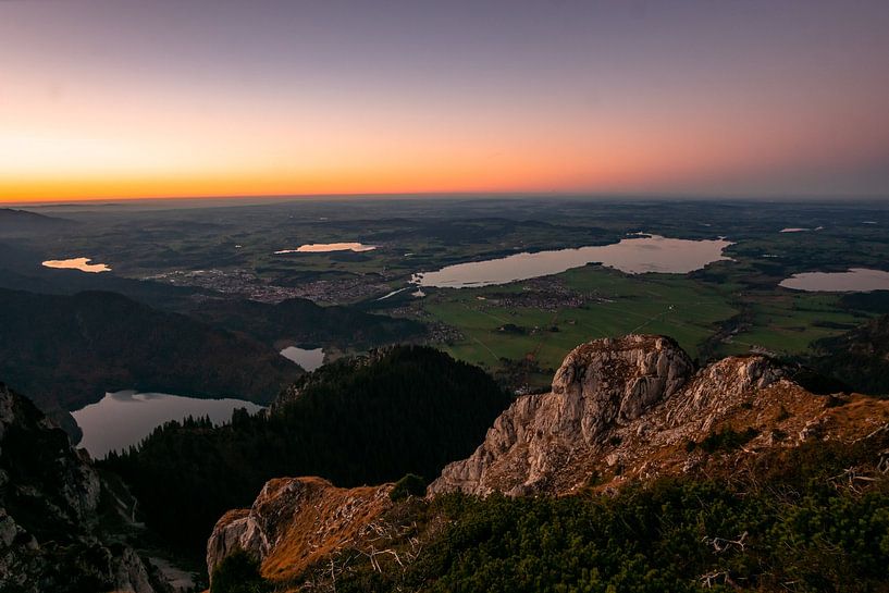 Blue hour over the Ostallgäu by Leo Schindzielorz