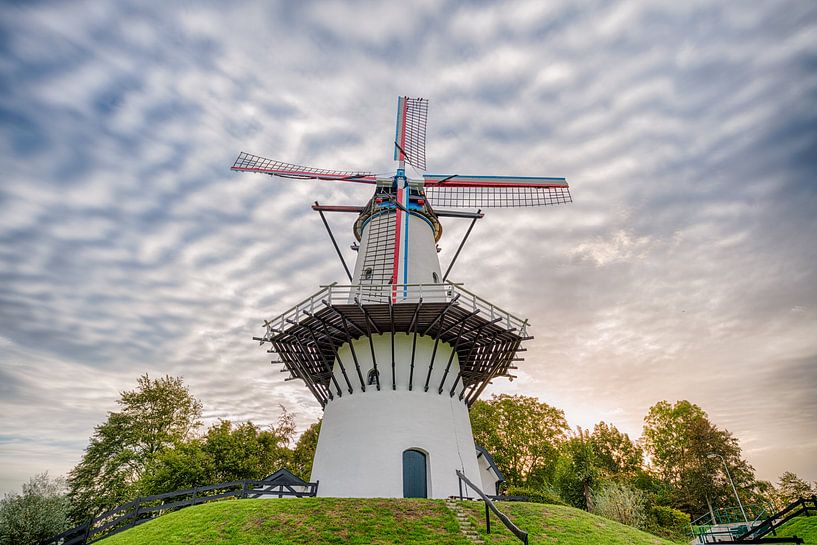 windmolen in Deil Holland by Marcel Derweduwen