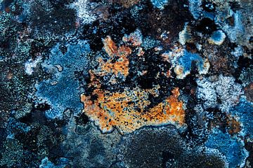 Abstract rock by Jan Tuns