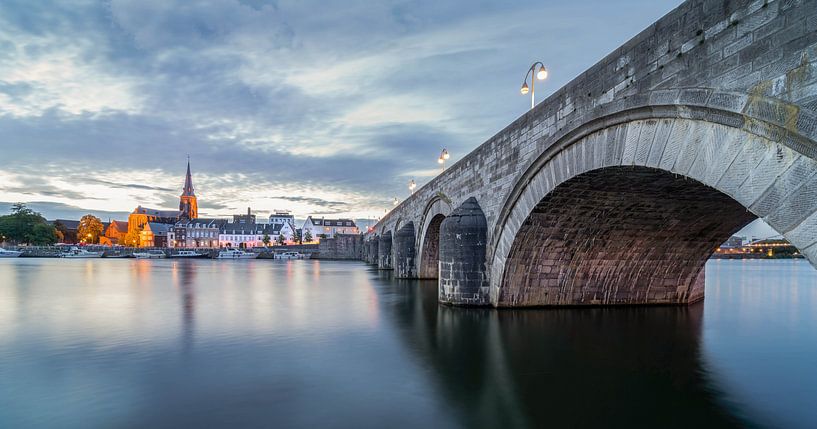 Maas Maastricht Old bridge by Danny Bartels