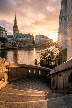 Hamburg sonnenuntergang rathaus alster Gallery