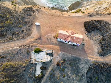 Ruine an der Westküste der portugiesischen Region Algarve von David Gorlitz