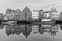 Port Maassluis.