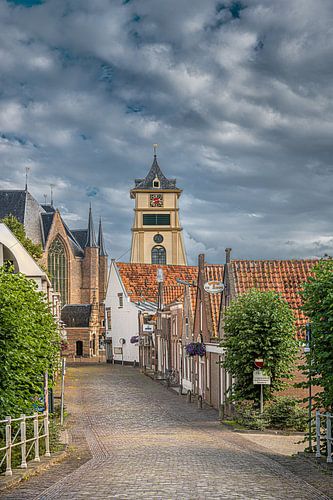 Houten klokketoren in het centrum van Enkhuizen, Noord Holland