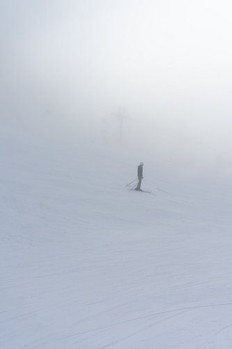 Wintersport in de mist