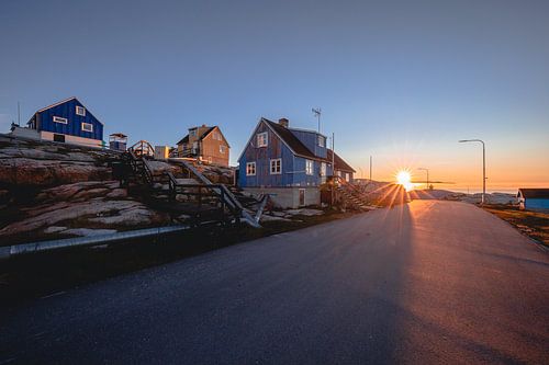 Midnight sun in Aasiaat, Disko Bay, Greenland