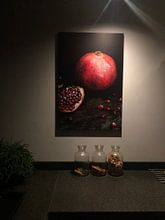 Klantfoto: Stilleven met granaatappel l Food fotografie van Lizzy Komen, op canvas